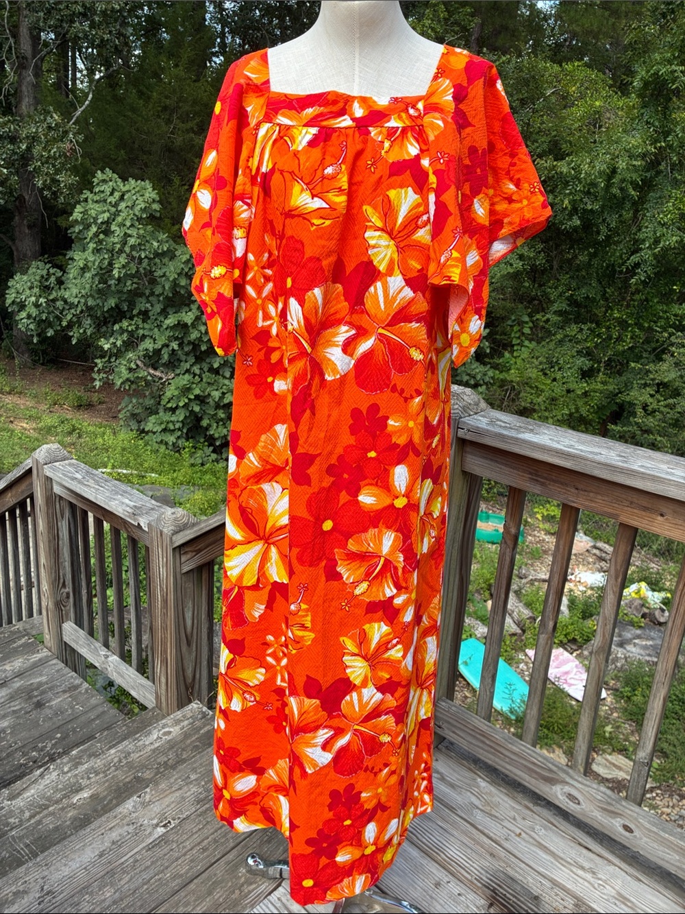 Vintage Original Hawaiian muumuu / moo moo, Bright Orange Floral, butterfly slee